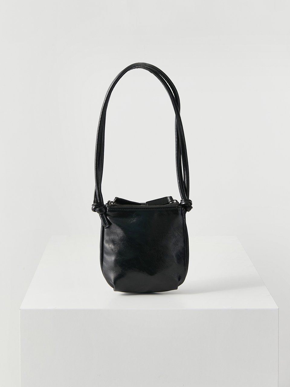 [2차 입고] mini layered bag (crinkle black)