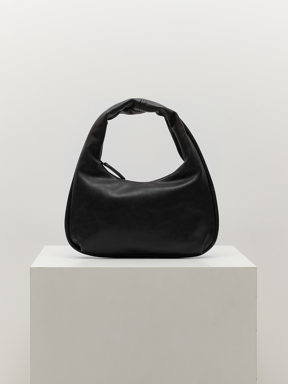 [6차 입고] mini plump bag (black)