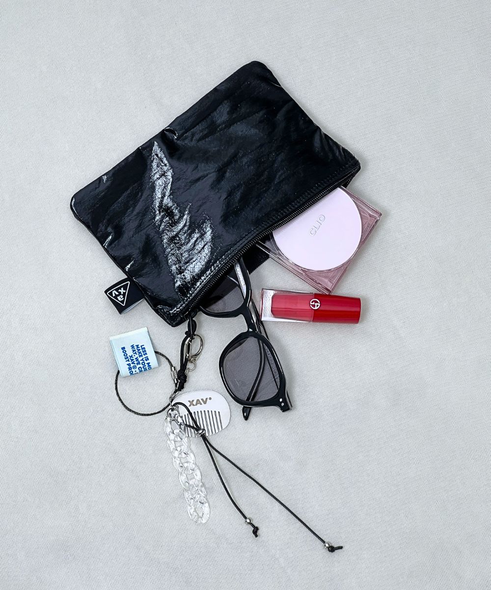 Basic Glossy Pouch 베이직 글로시 파우치