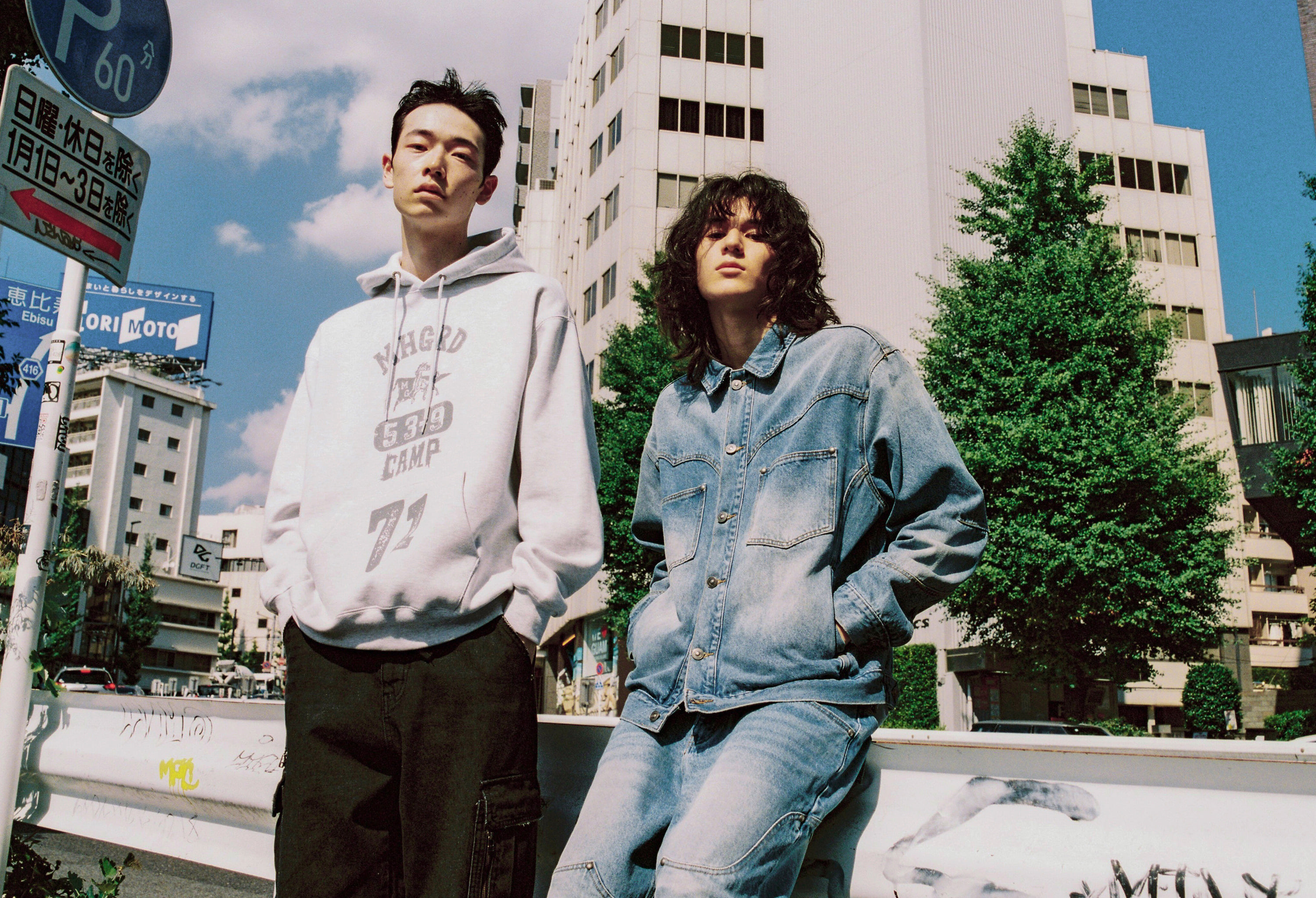【mahagrid】23FW★ POSTER SWEATSHIRT MAHAGRID