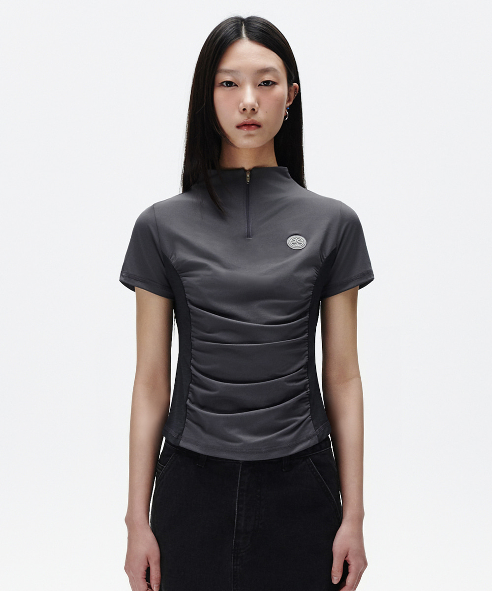 [ MAHAGRID] ★韓国人気★SHIRRING HALF ZIP-UP JERSEY TEE SHIRRING HALF ZIP-UP JERSEY TEE[CHARCOAL] - MAHAGRID