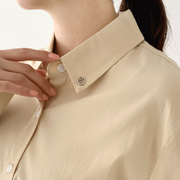 [6B] 金属装饰纯色衬衫