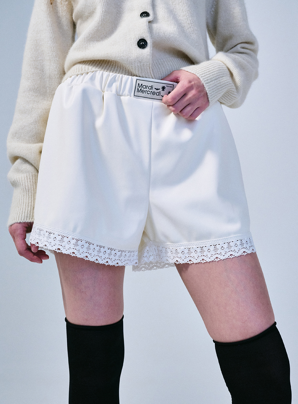 FAUX LEATHER SHORTS LACE_IVORY