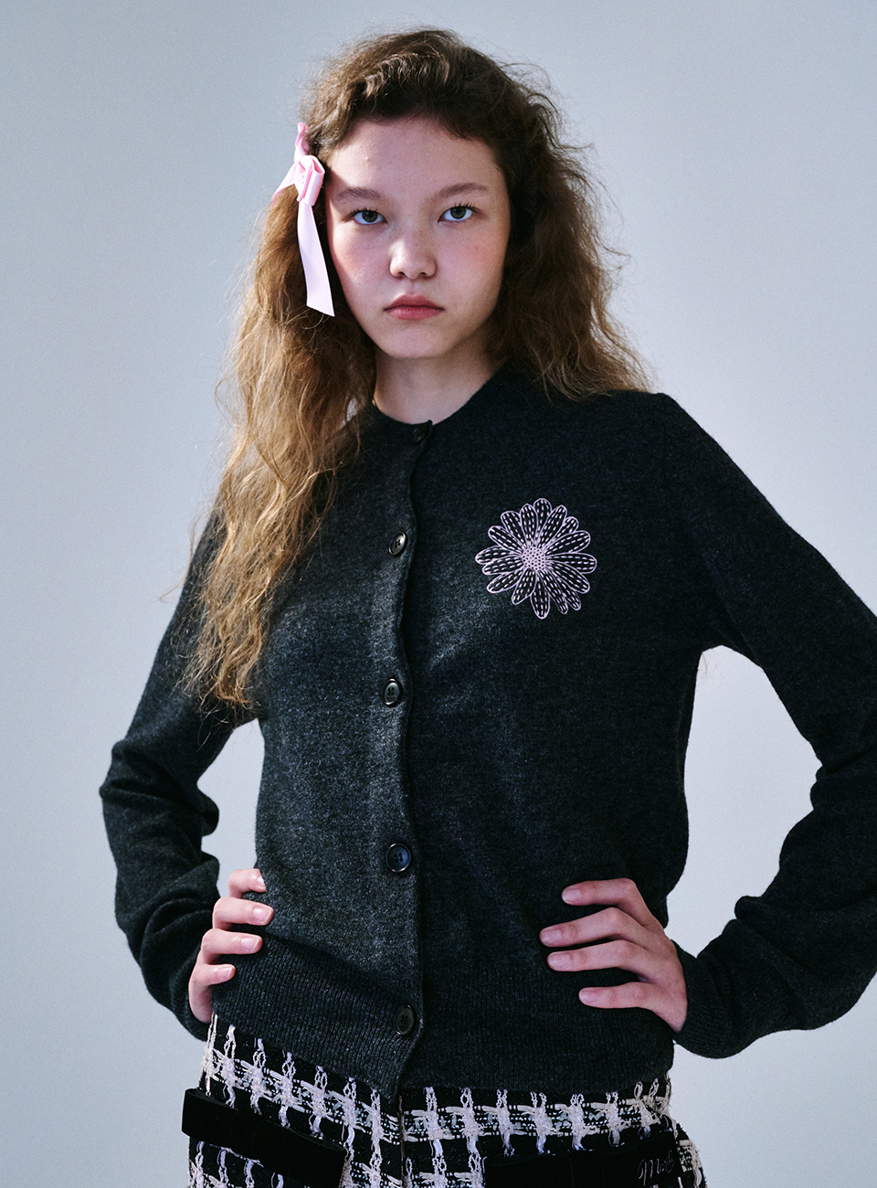 CASHMERE BLENDED CARDIGAN ROUND NECK_CHARCOAL PINK