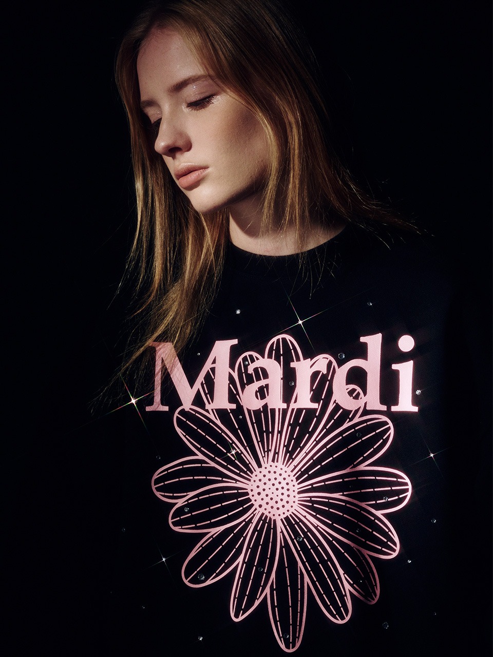 ko-mardi-t0013-nvywht.jpg