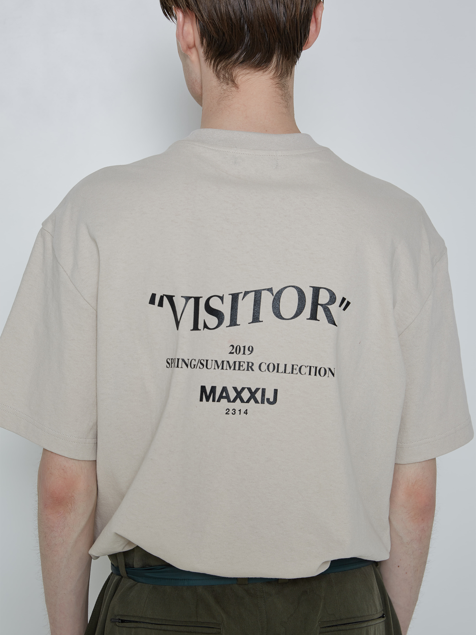 Beige &#039;Visitor&#039; T-shirt