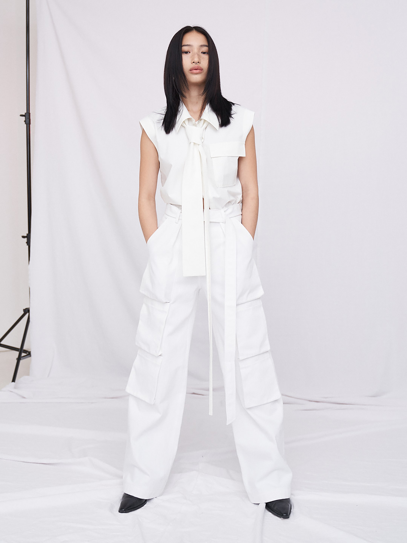White 3D multi pocket trousers