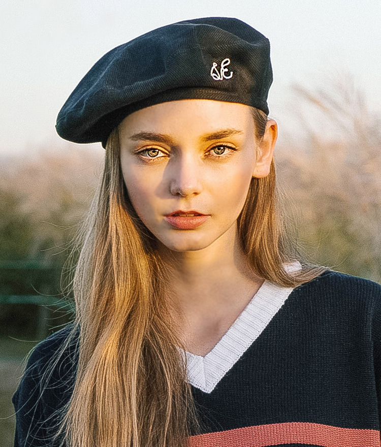 SEEKBow Lettering Embroidered Beret