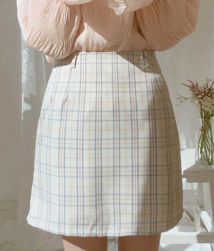 ROMANTIC MUSEBelted Check Mini Skirt