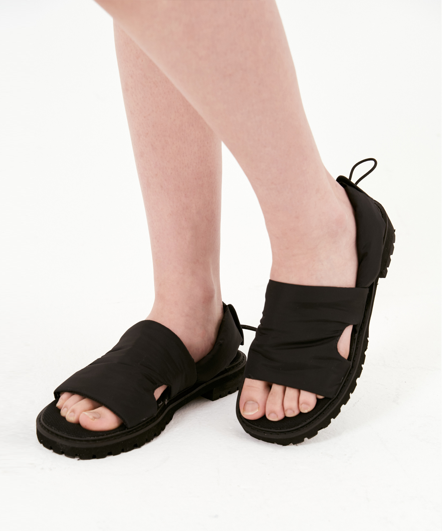 61381 Matte Texture Sandals