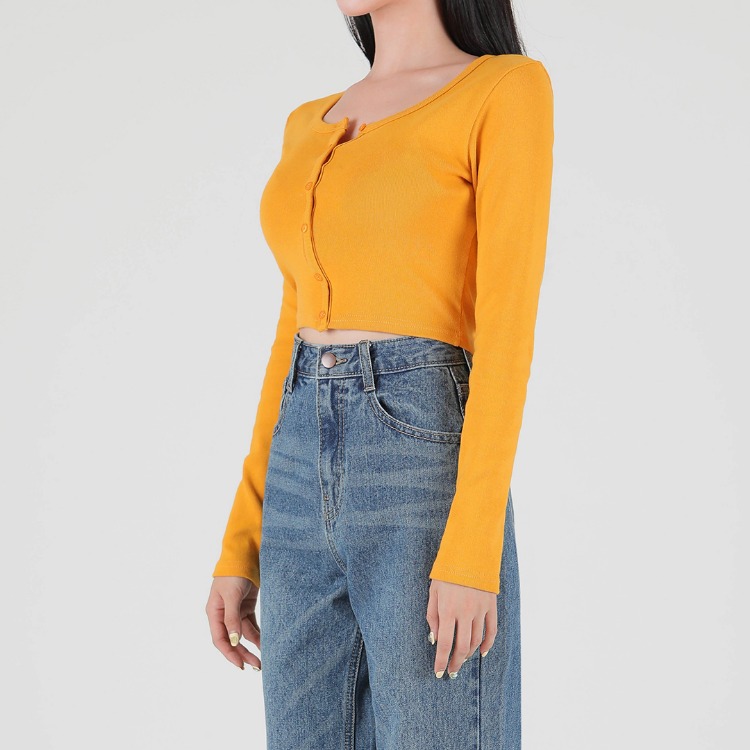 365BASICButton-Front Cropped Top