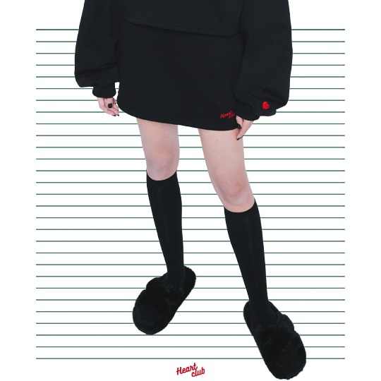 Heart Logo Sweat Skirt (Black)