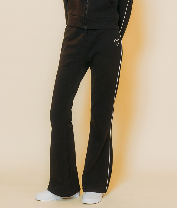 HEART CLUBContrast Piping Black Pants