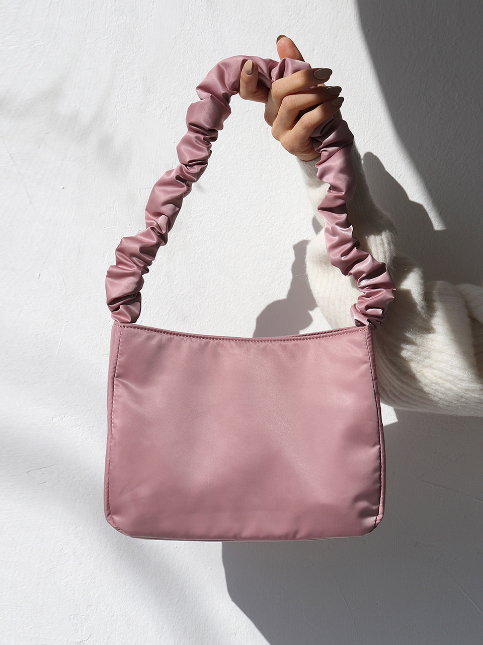 shirring shoulder bag - pink