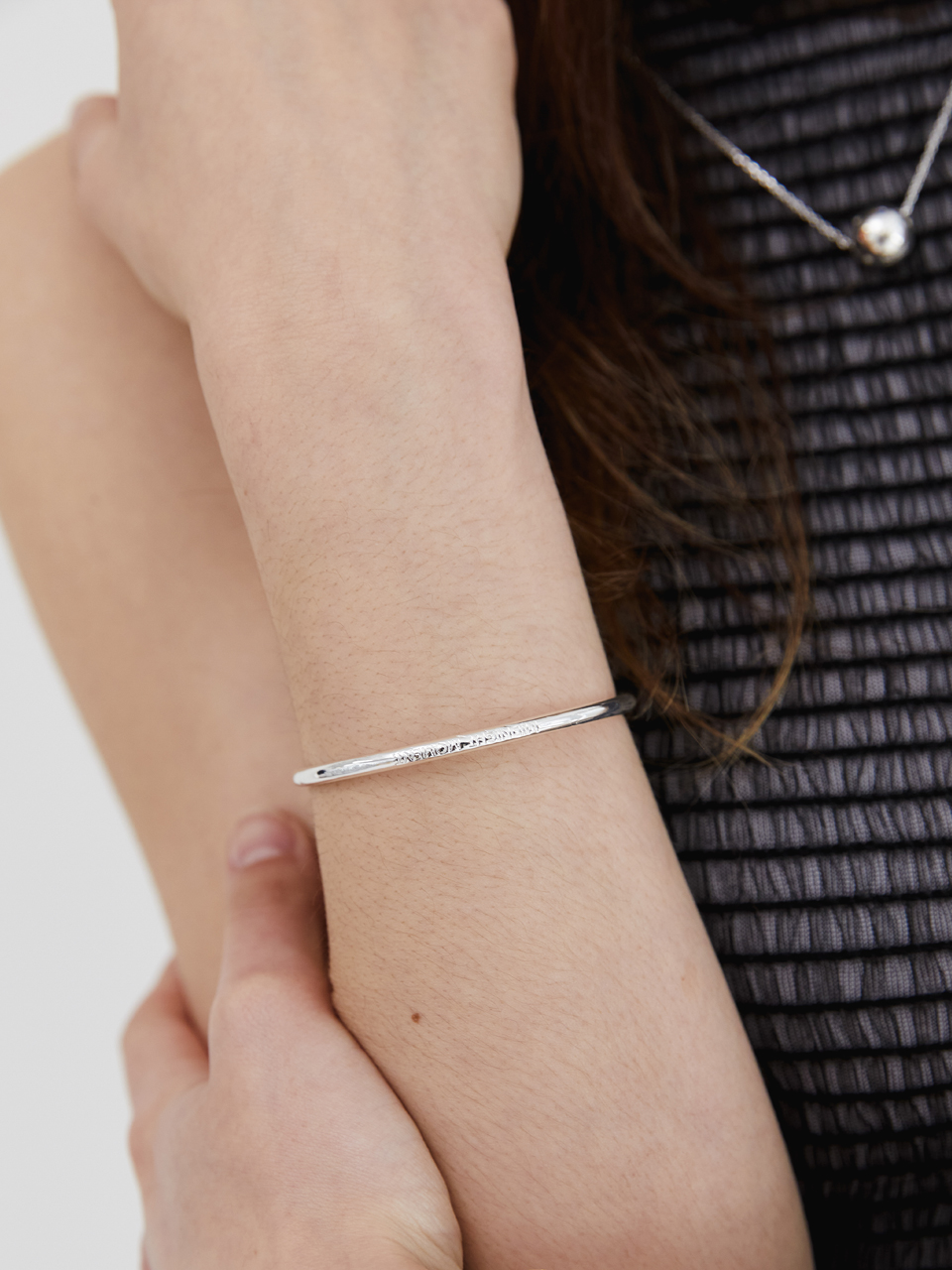 curve rope bangle - silver