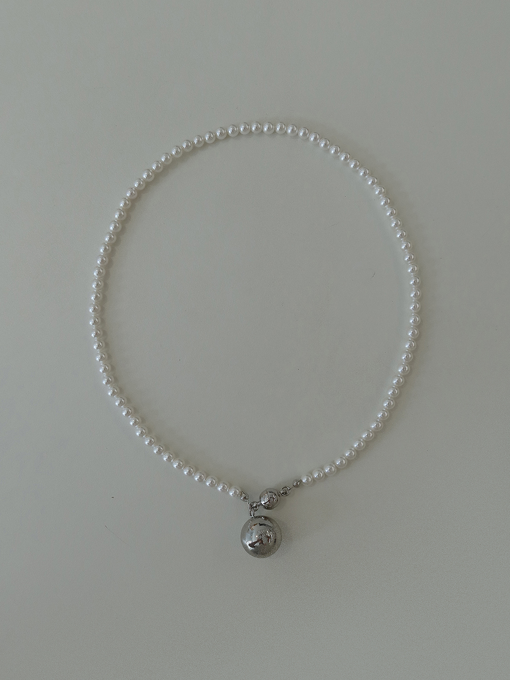 magnet ball pearl necklace