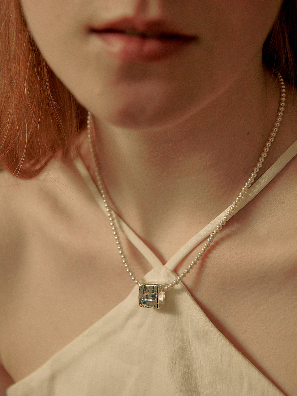 magnet square pearl necklace