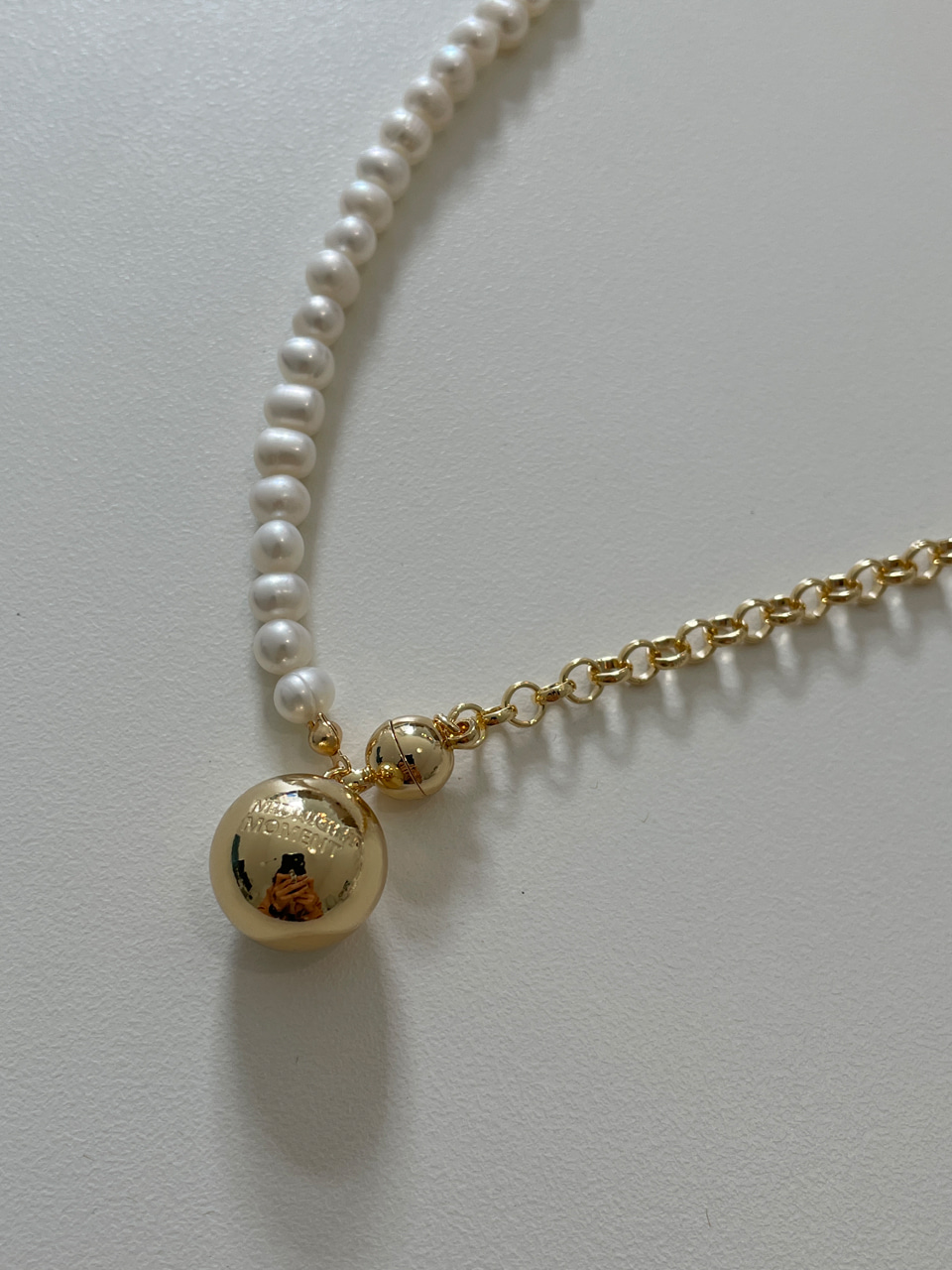 PART PEARL BALL NECKLACE