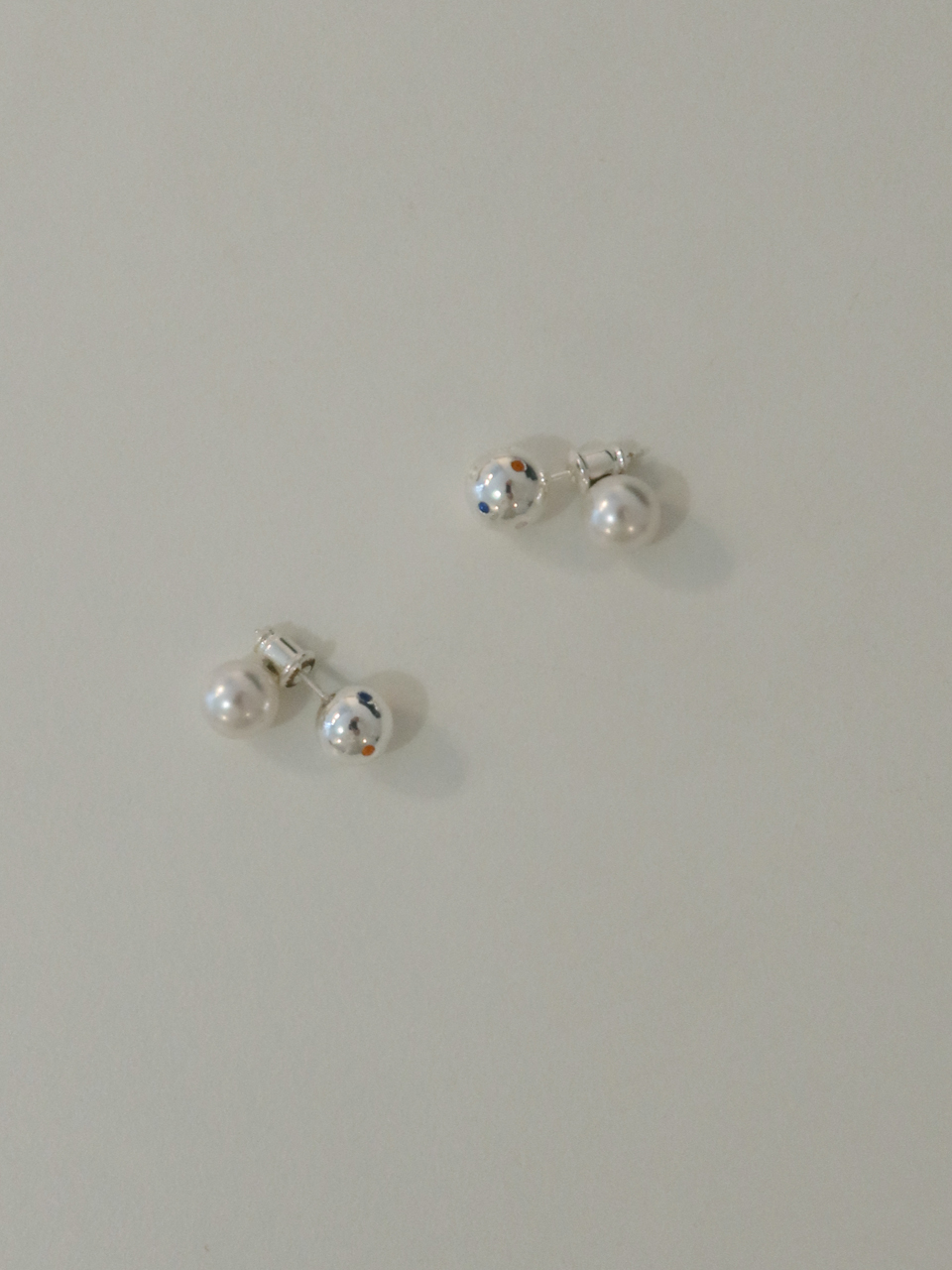 cosmic pearl earring