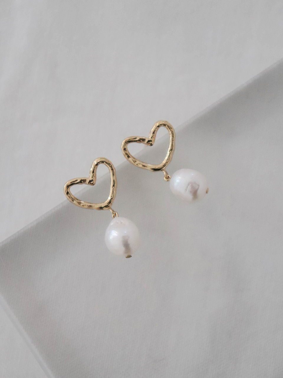 love pearl earring