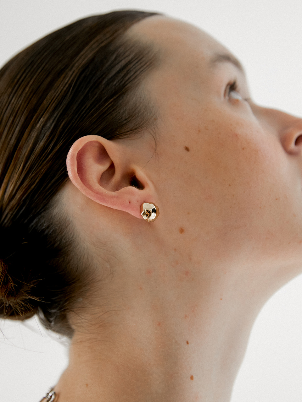 [1.26재입고]bumpy mini earring - gold