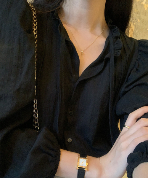 Cluv blouse (블랙) ★5/23 목요일 오후 6시까지 5% 할인적용:)