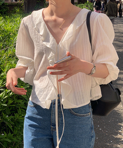 Beio blouse (2color)(지연/5~7일소요)