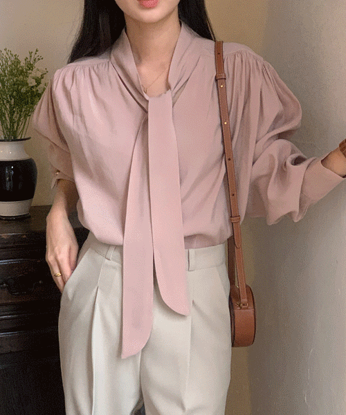 [당일출고] Ellisha blouse (핑크)