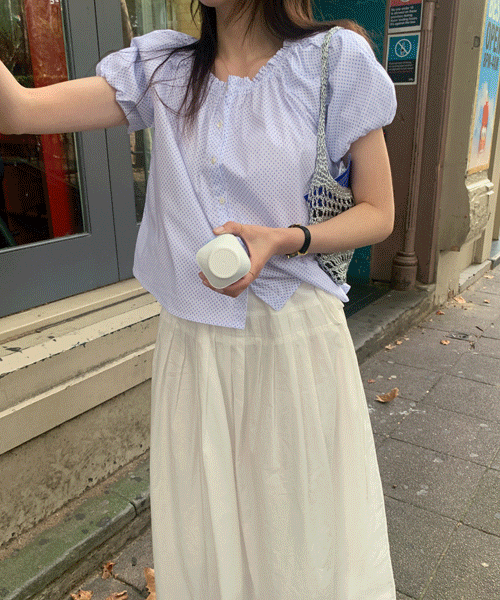 Laron blouse (2color) ★5/21 화요일 오후 6시까지 5% 할인적용:)