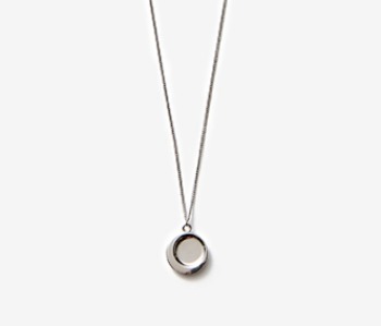 [MEdMAN] moon Frisbee necklace