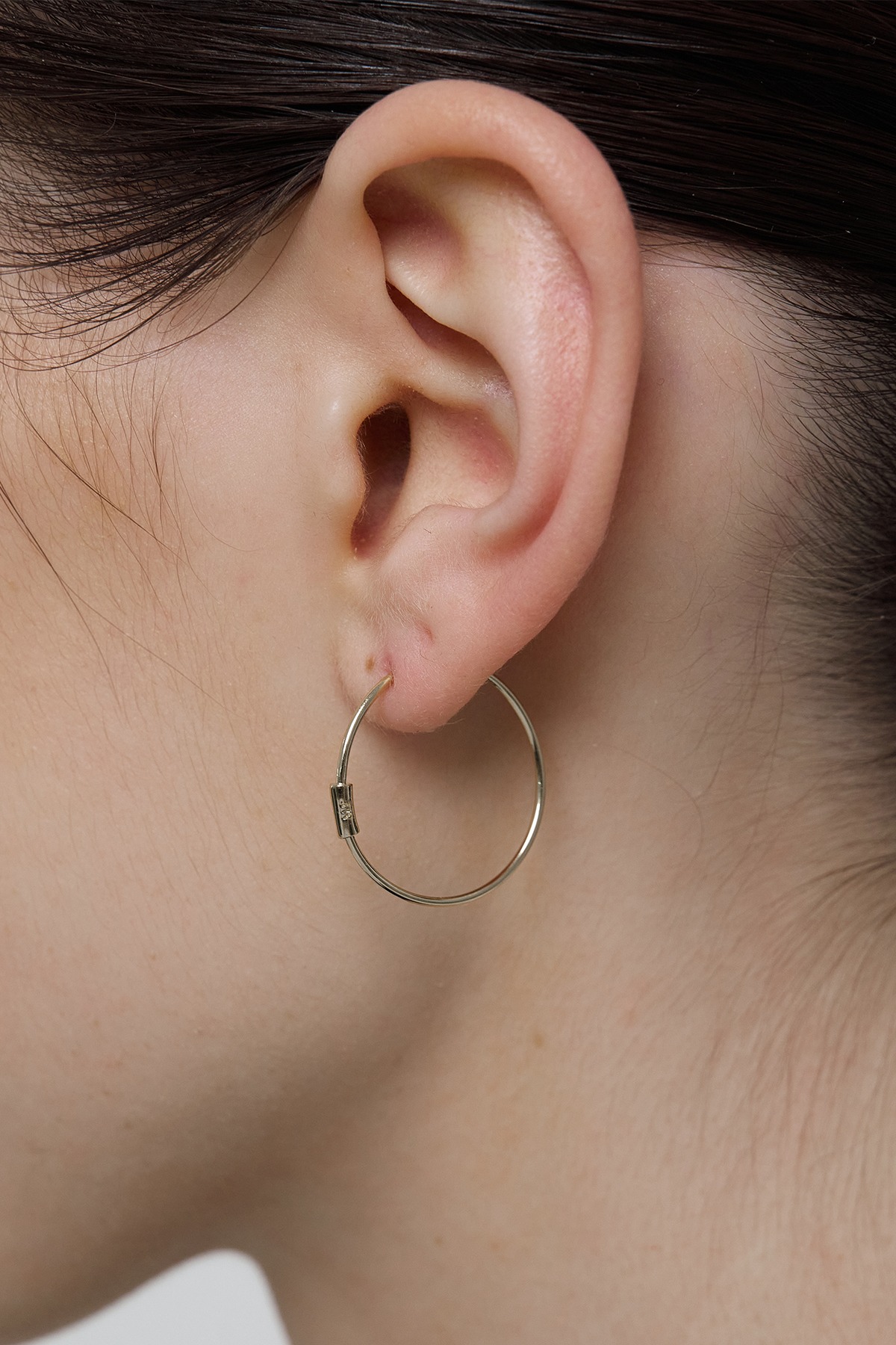 Simple Hoop earrings (medium)