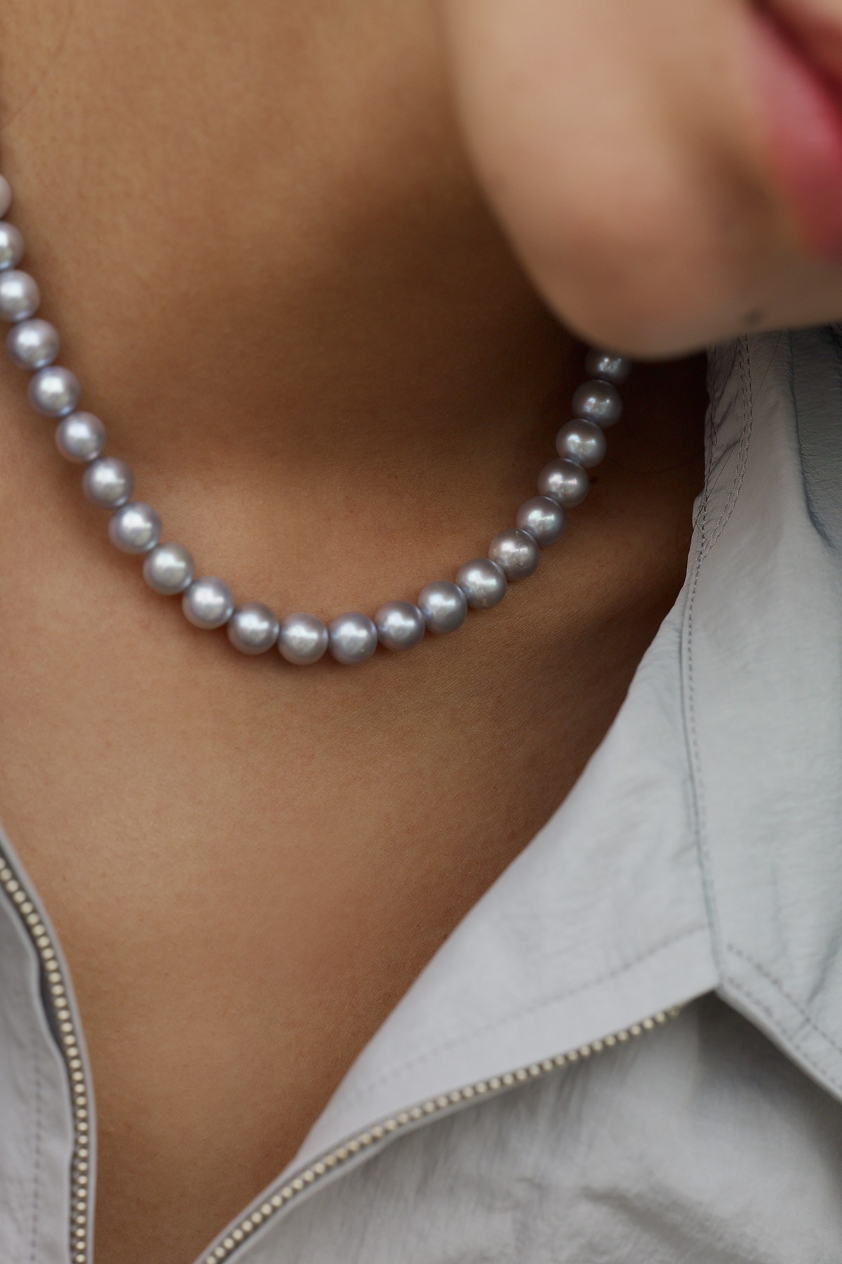 The Grey Pearl Necklace