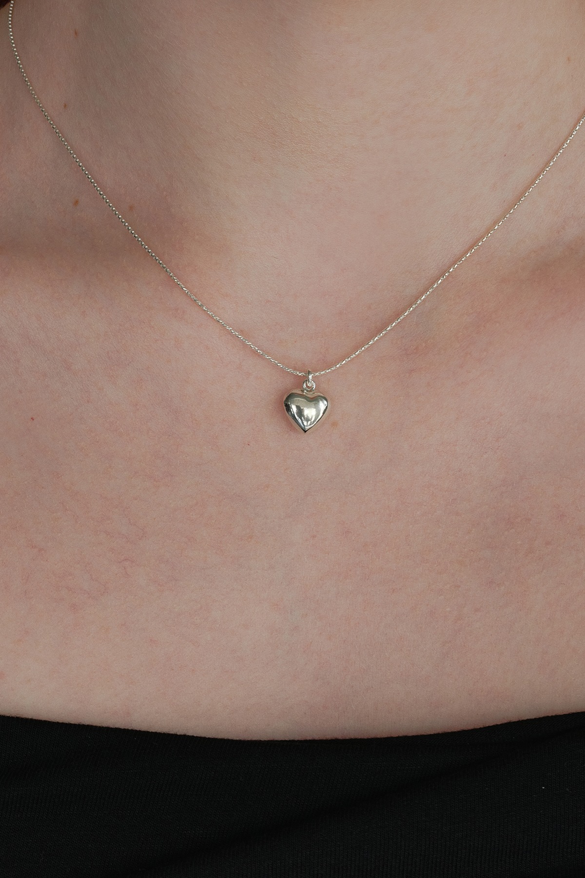韓国発【MONDAY EDITION】Illuminated In The Heart Necklace SHOP MONDAY EDITION.