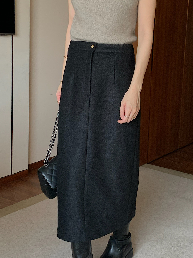 Lean wool skirt (one color)