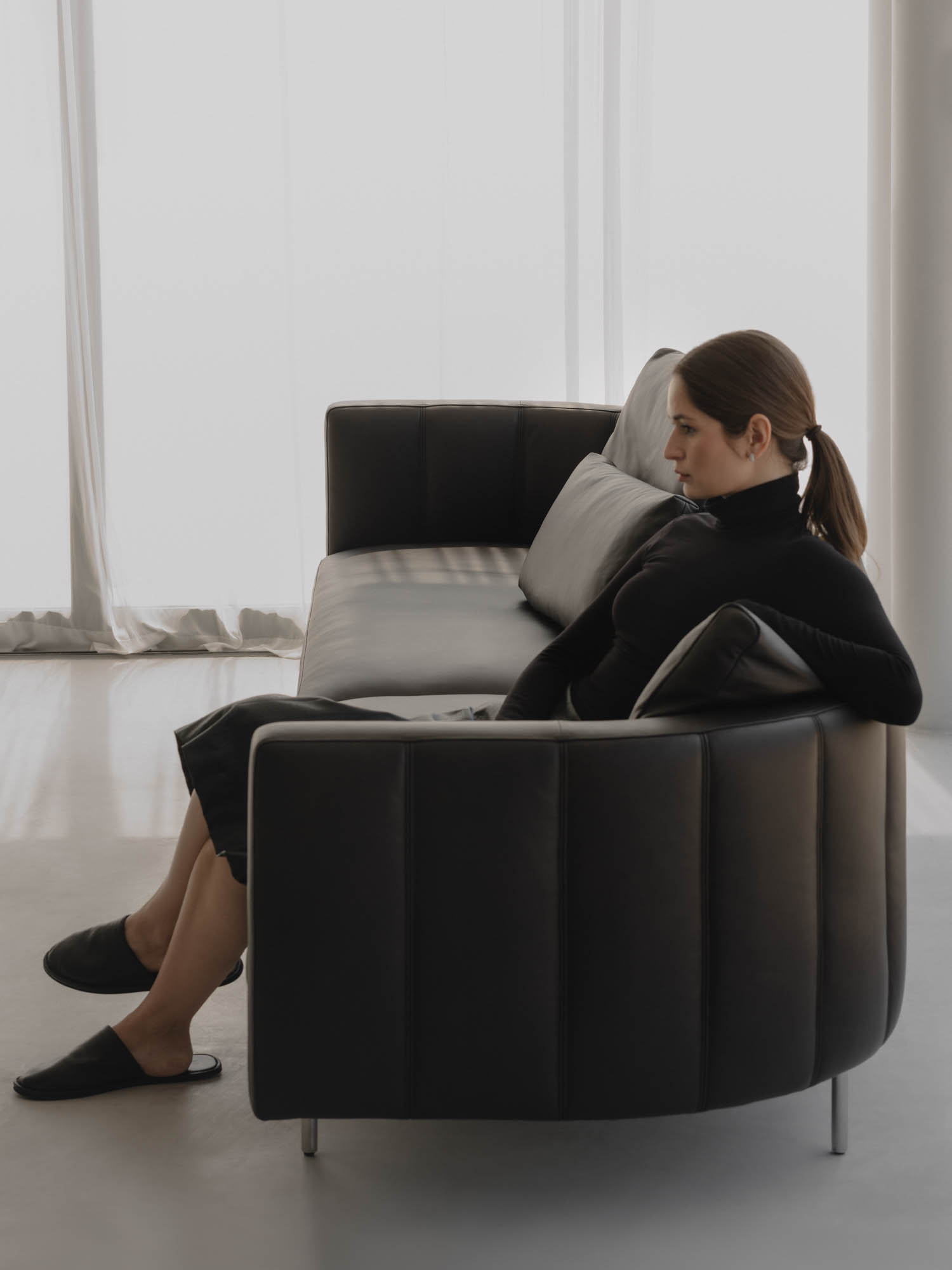 ALLURE SOFA