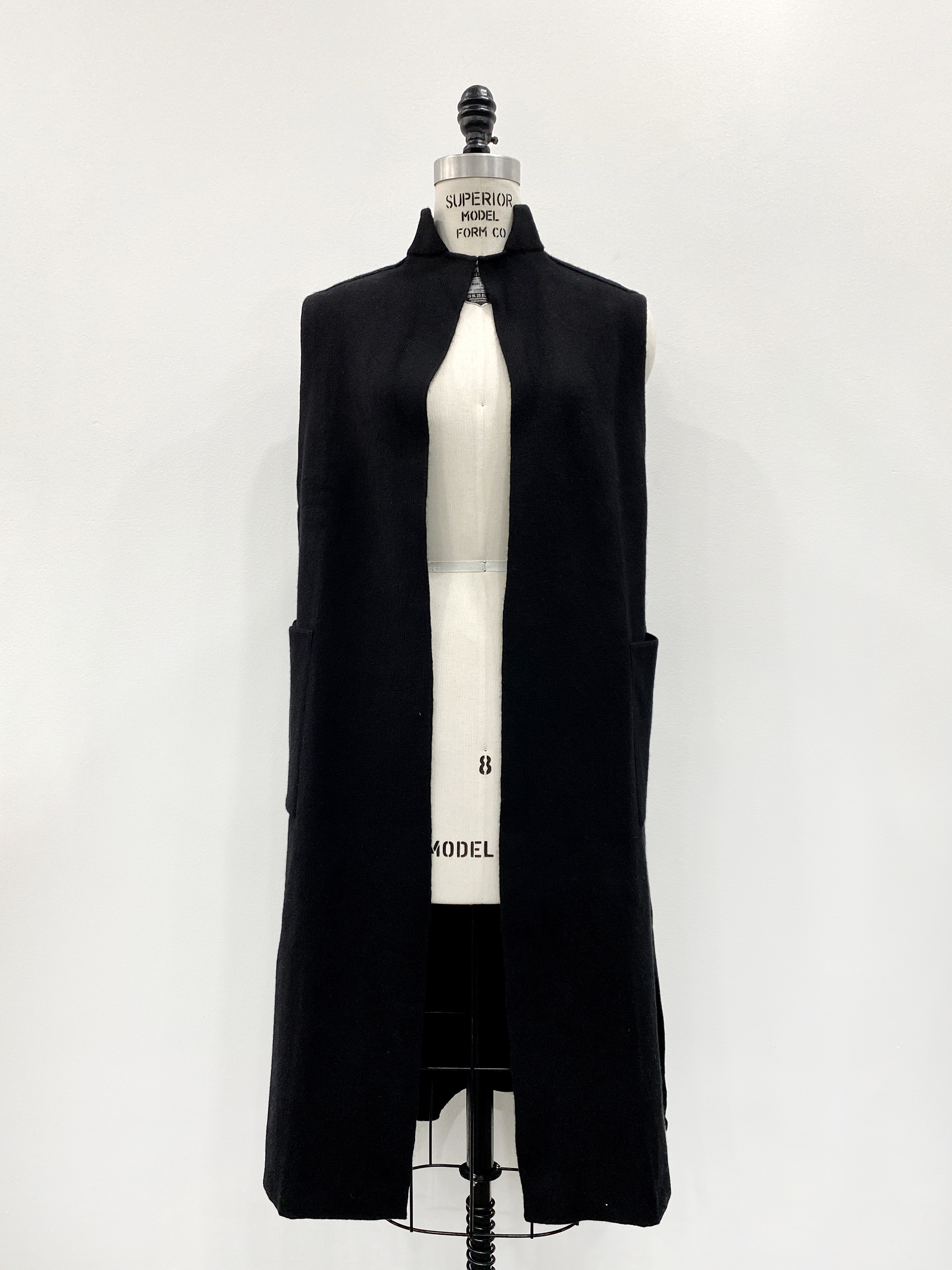 Wool 100% Long Knit Vest Black