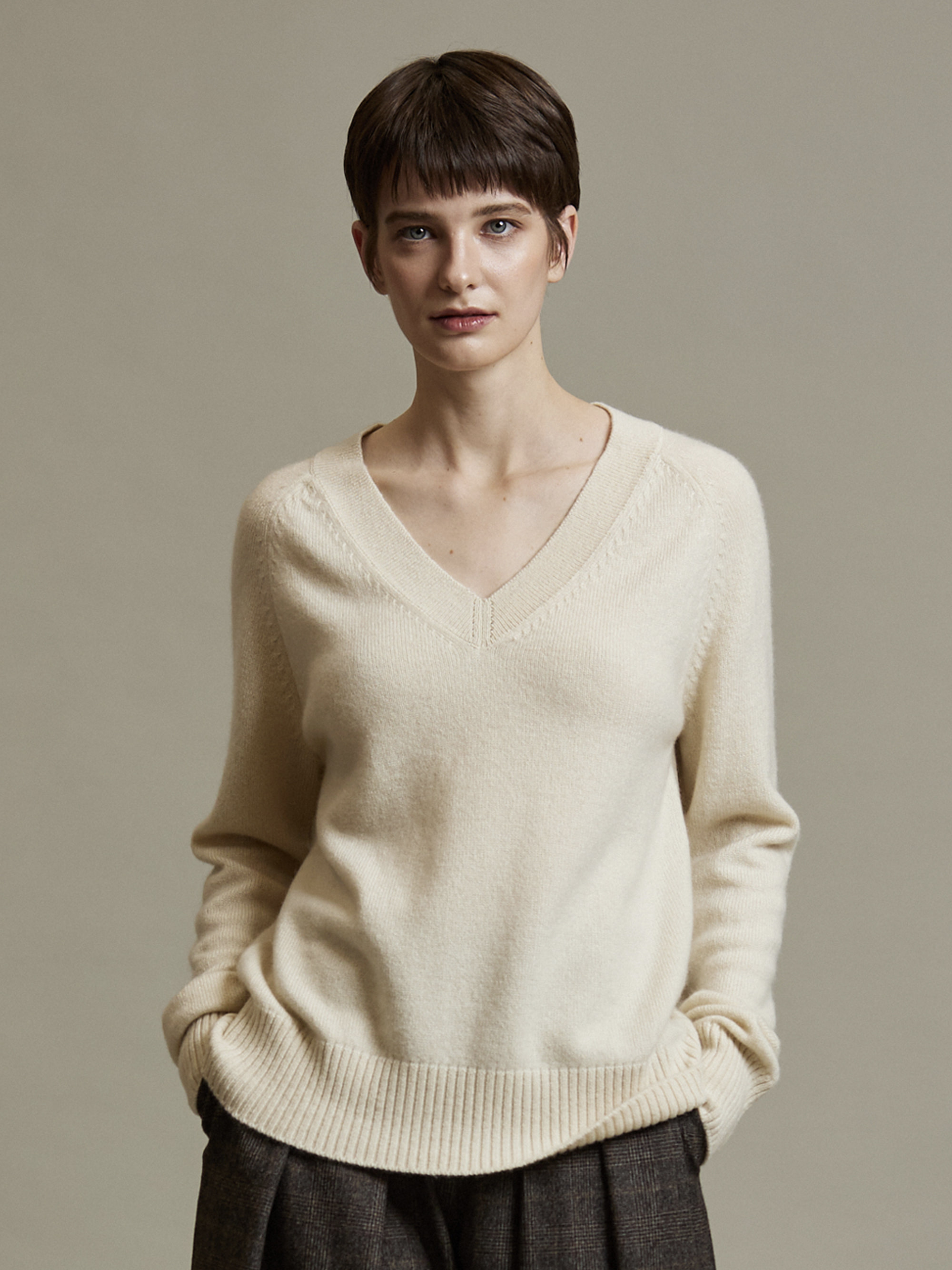 Italy Cashmere 100% Oversize V-neck Pullover