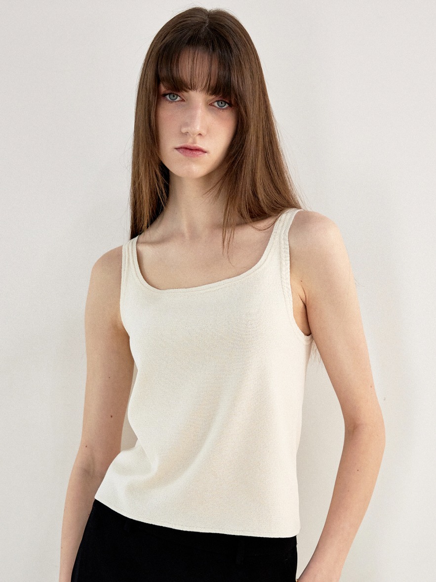 Square Neck Sleeveless knit Top