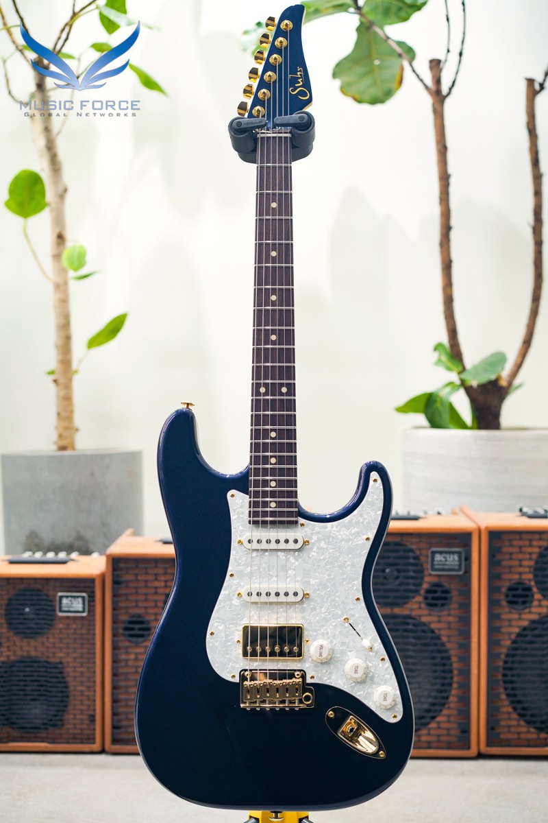 Suhr Classic S Dealer Select Limited Run - Mercedes Blue Metallic w/White Pearl Pickguard, Match Painted Headstock, Gold Hardware &amp; SSCII System (2024년산/신품) - 79543