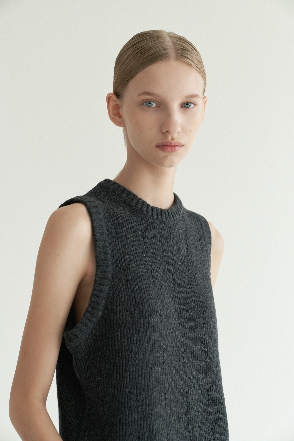 Y knit vest in charcoal