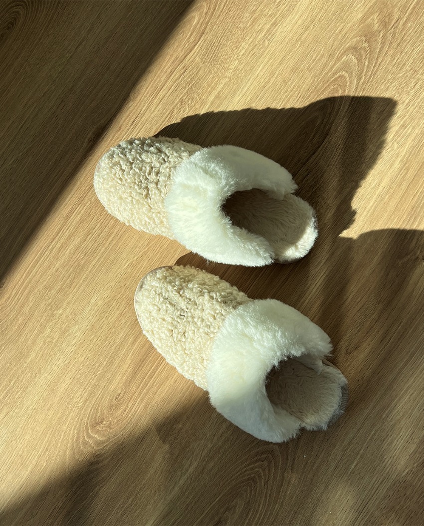 Maison Bookle Slippers [ivory]