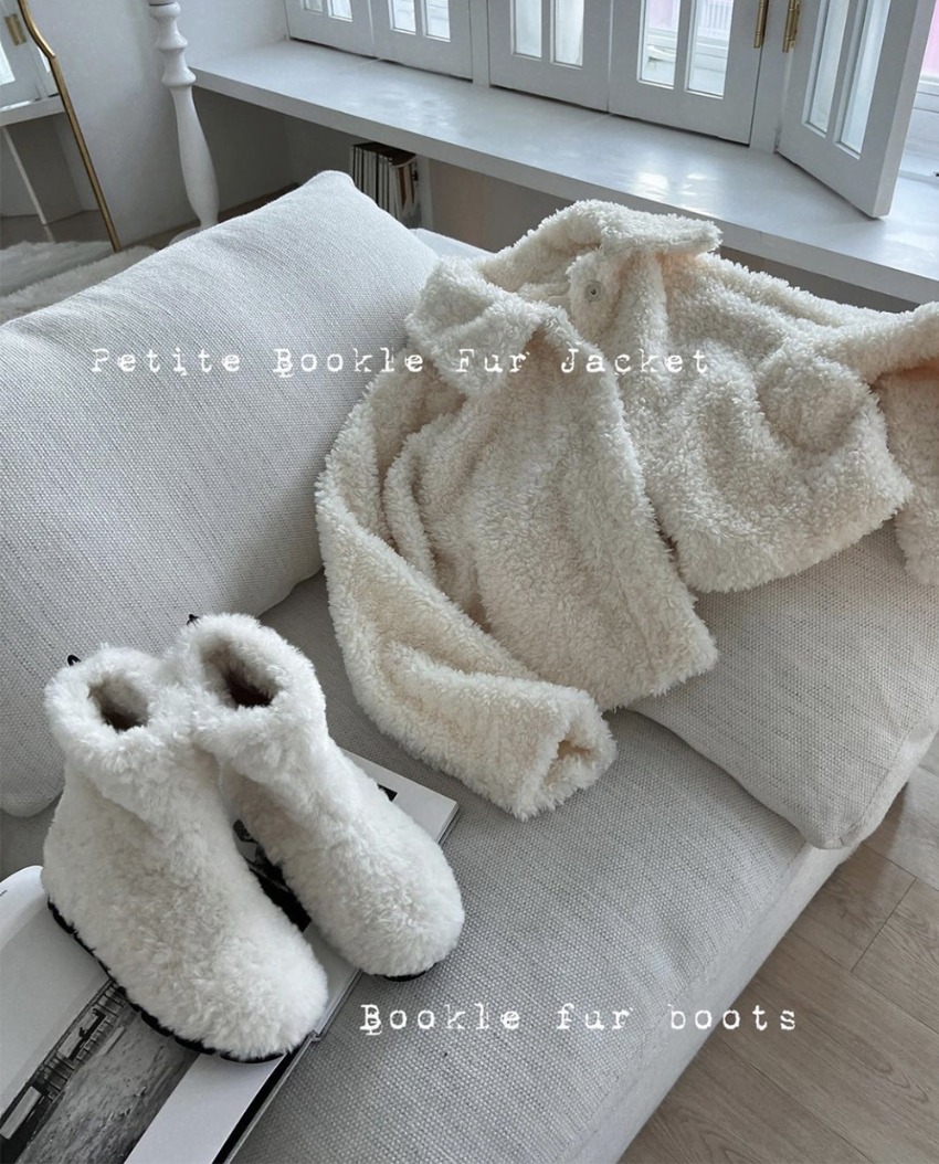 Bookle fur boots
