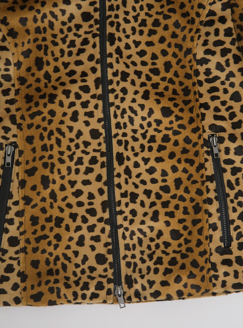 Collared Cheetah Pattern Zip-Up Jacket