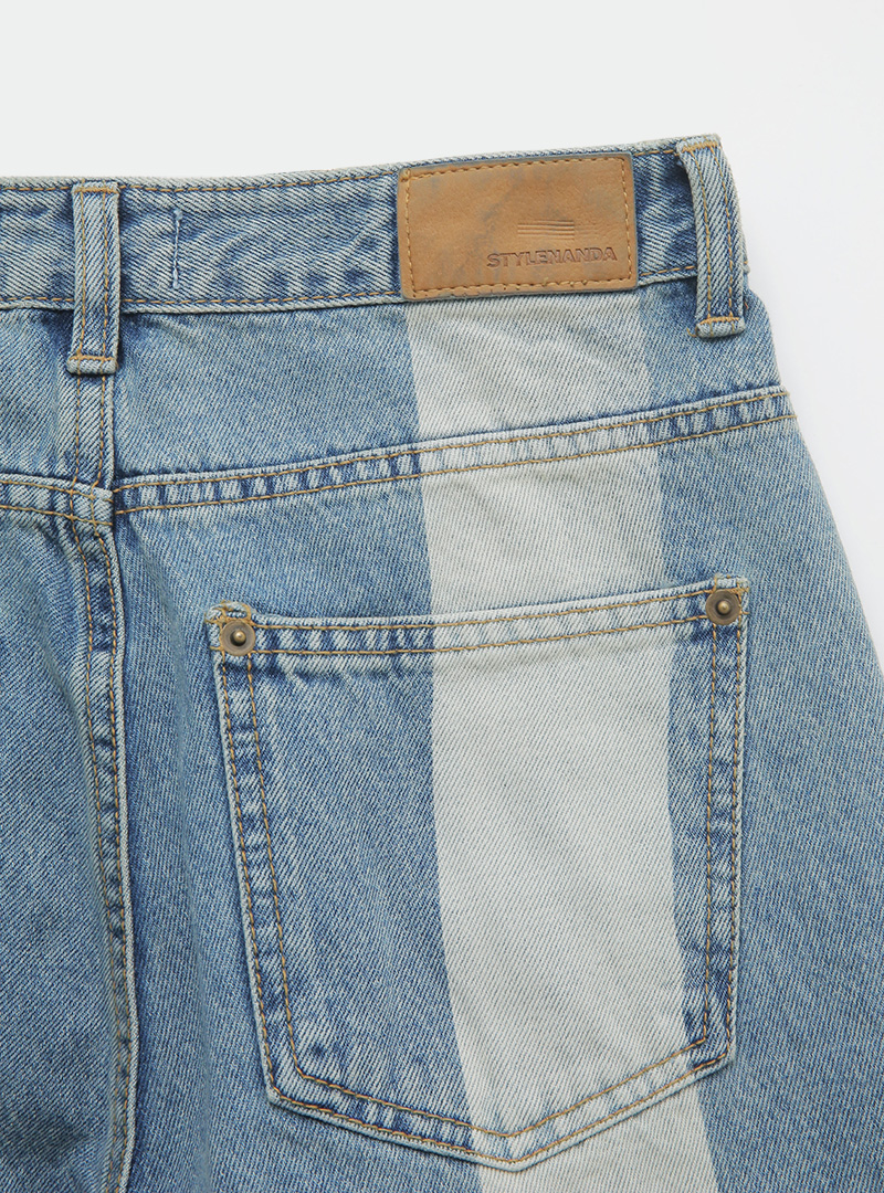 Contrast Detail Straight-Leg Jeans