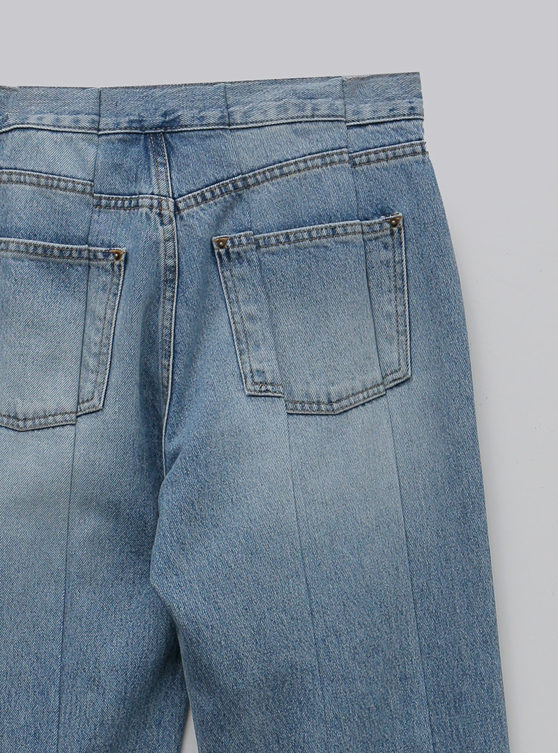 Line Detail Raw Hem Straight Jeans