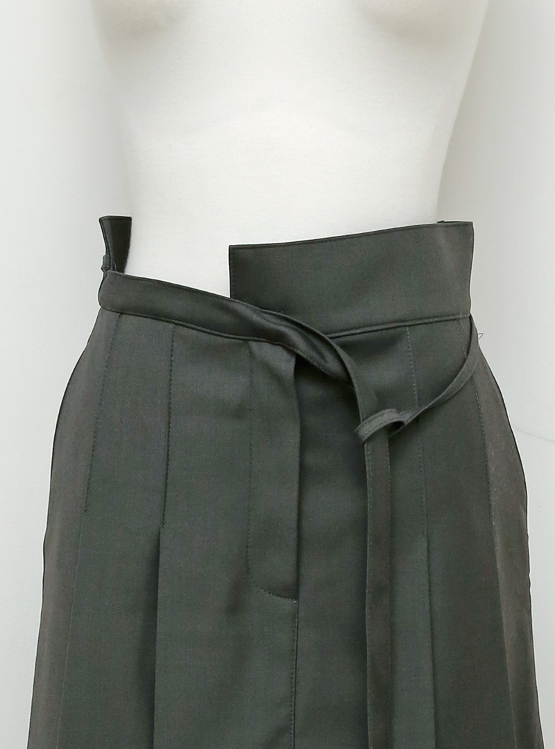 Waist Strap Pleated Long Skirt