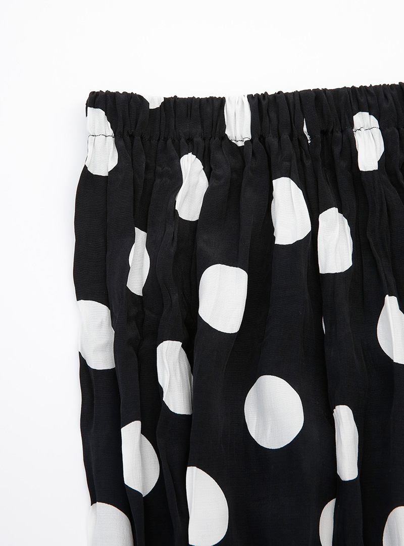 Asymmetric Hem Polka Dot Skirt
