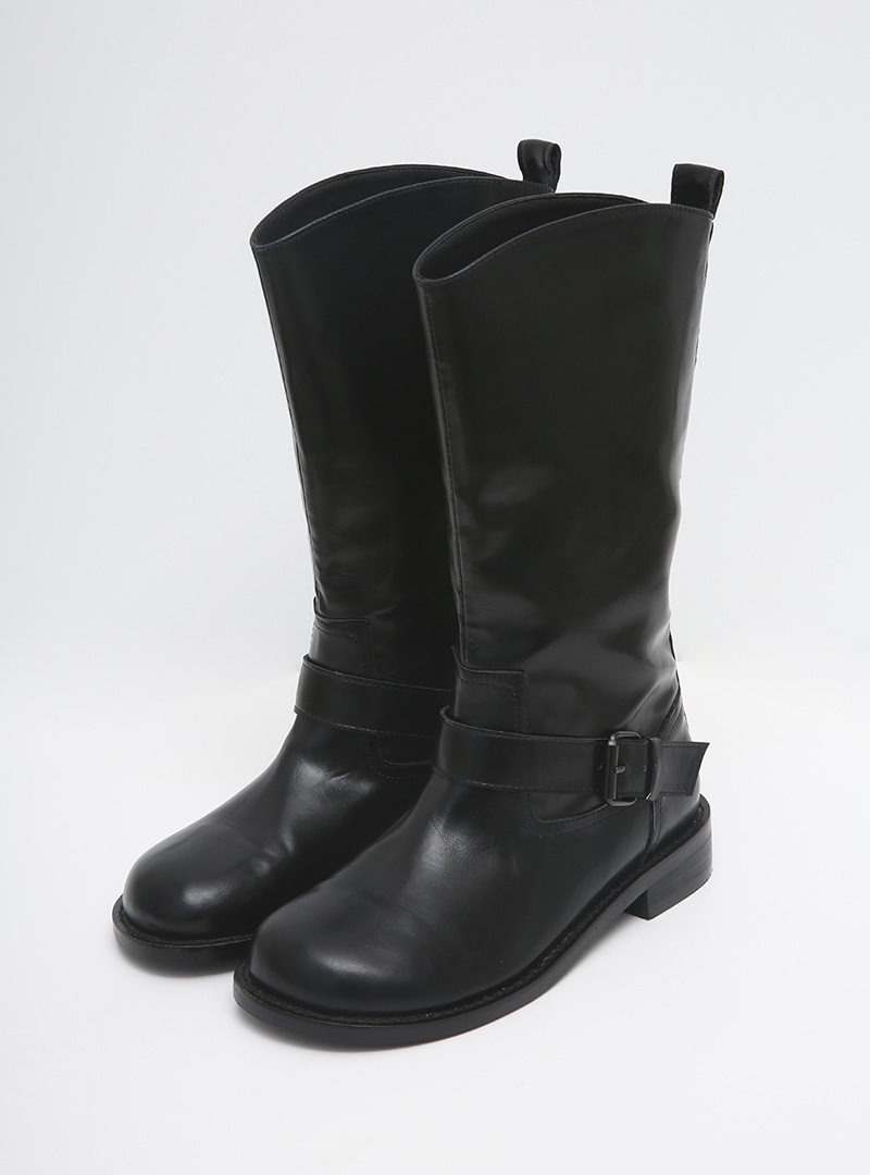 Buckled Round Toe Mid-Calf Boots