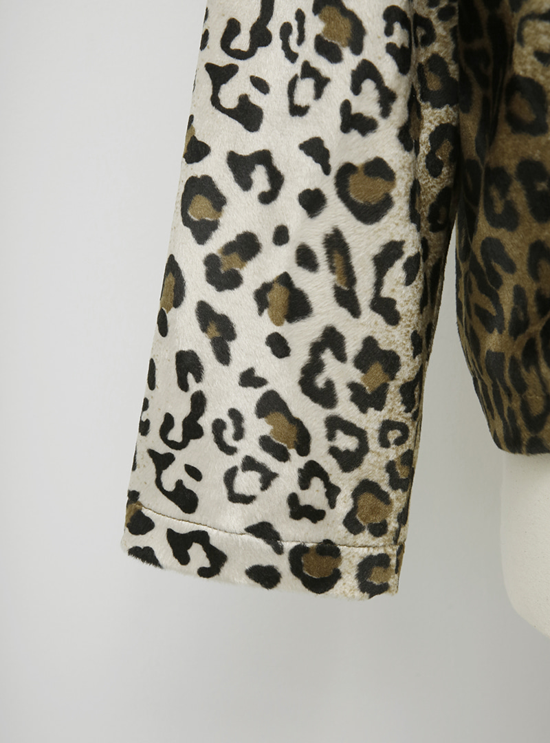 Leopard Button-Up Short Jacket