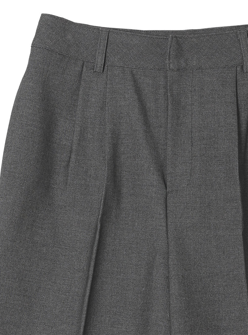 Double Pleated Trouser Shorts